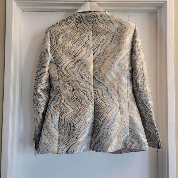 Gentlemens guru abstract print gold and champagne tuxedo jacket and vest - Picture 13 of 16